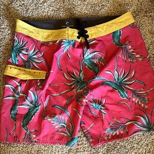Board Shorts Rip Curl Men’s size 34